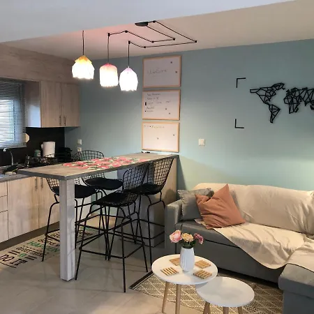 Orfeas Apartament Néa Péramos