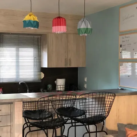 Apartamento Orfeas Néa Péramos