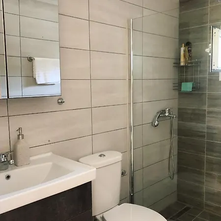 Orfeas * Néa Péramos