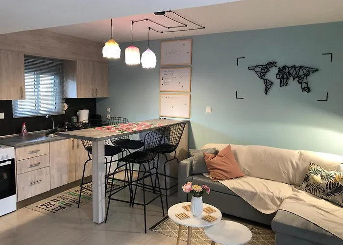 Orfeas 公寓 Néa Péramos