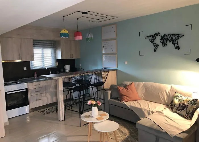Orfeas Apartament Néa Péramos