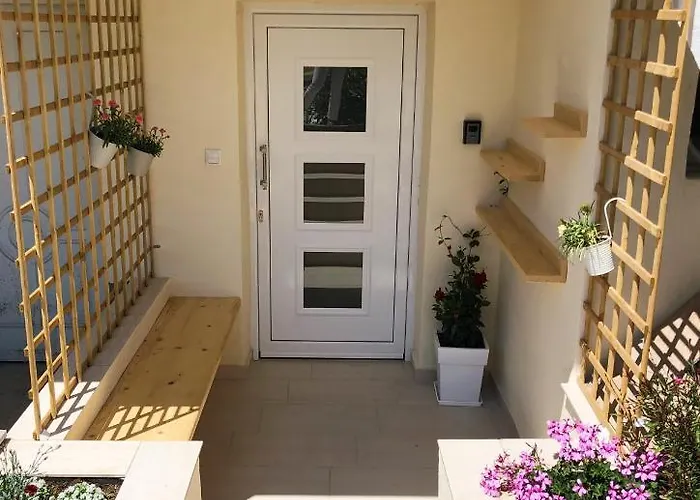 Orfeas * Néa Péramos